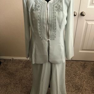 Beautiful evening pant suit